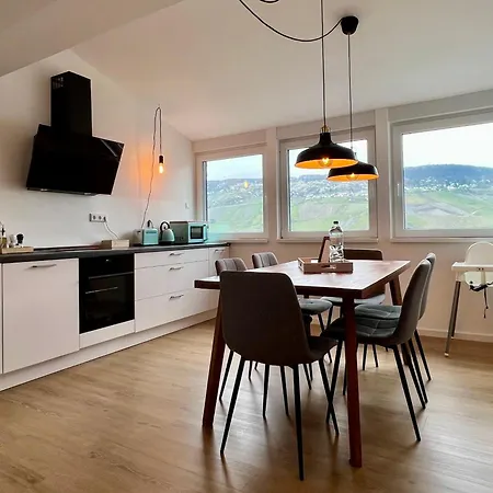 Vonmos Panorama Apartment